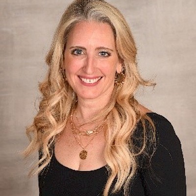 Dennis (click for Bio)